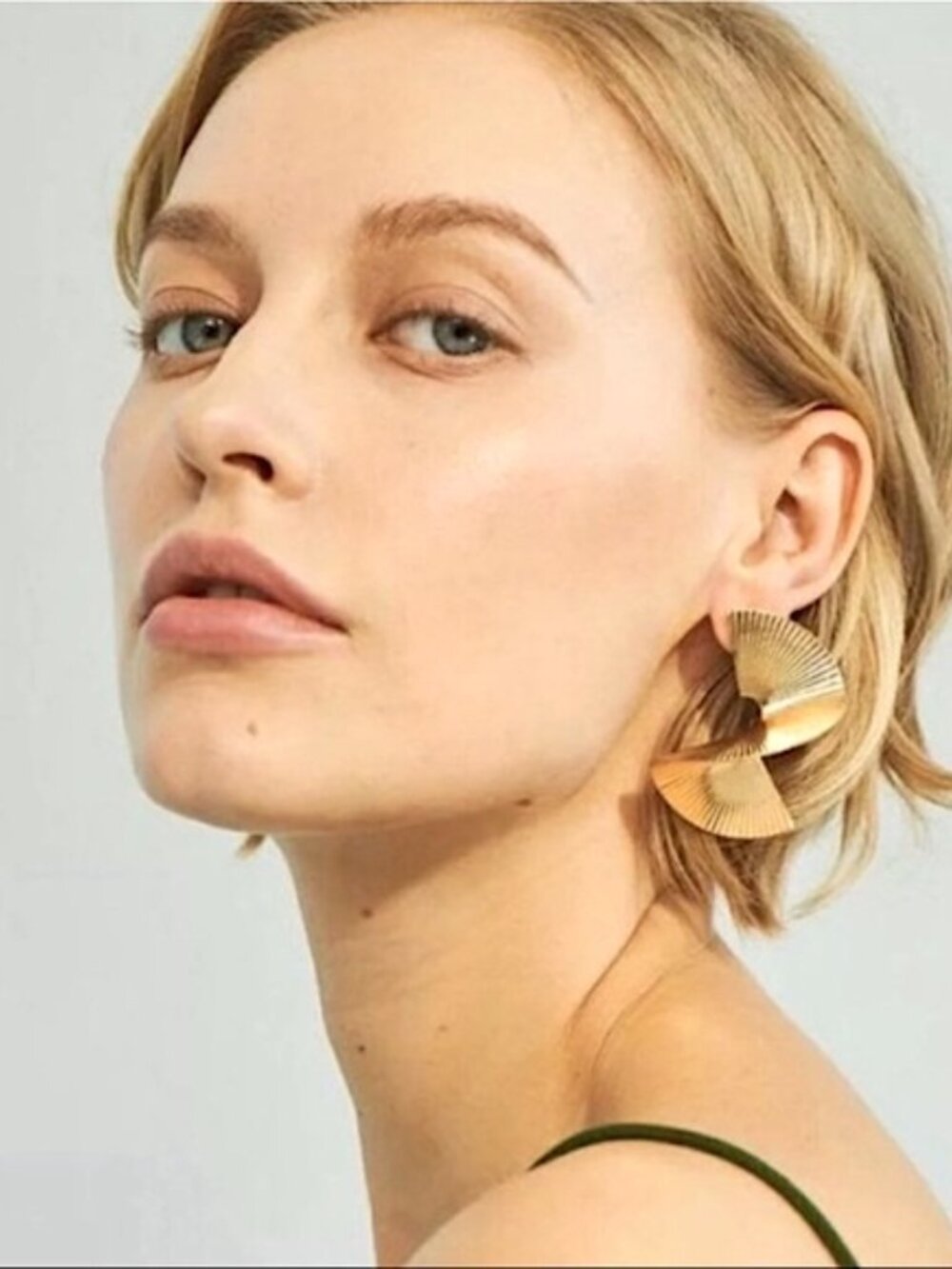 NEW Anthropologie Shashi 1984 Twisted Gold Fan Earrings